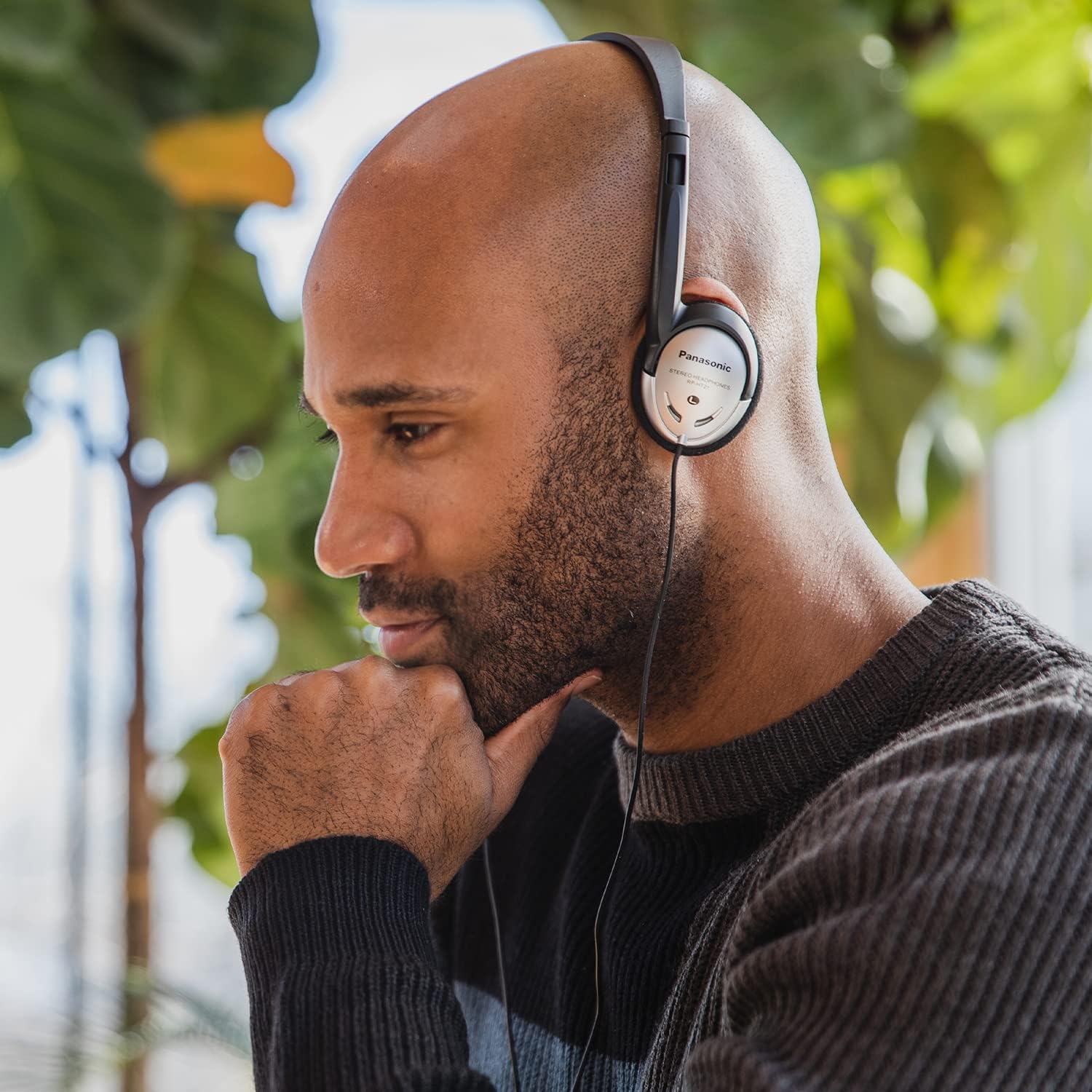 Panasonic RP-HT161-K: Lightweight Bass-Enhanced Headphones - Small Enterprise