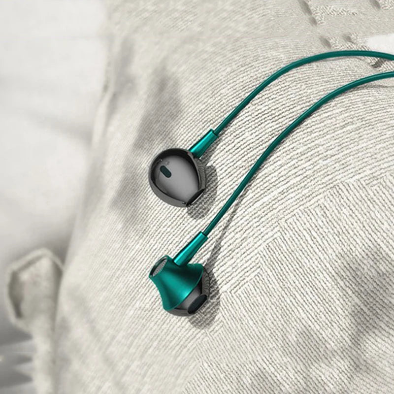 Wired Headphones In Ear Headset Wired Earphone With Microphone Bass HiFi Stereo 3.5mm Earbuds Sports In-line Control For Phones