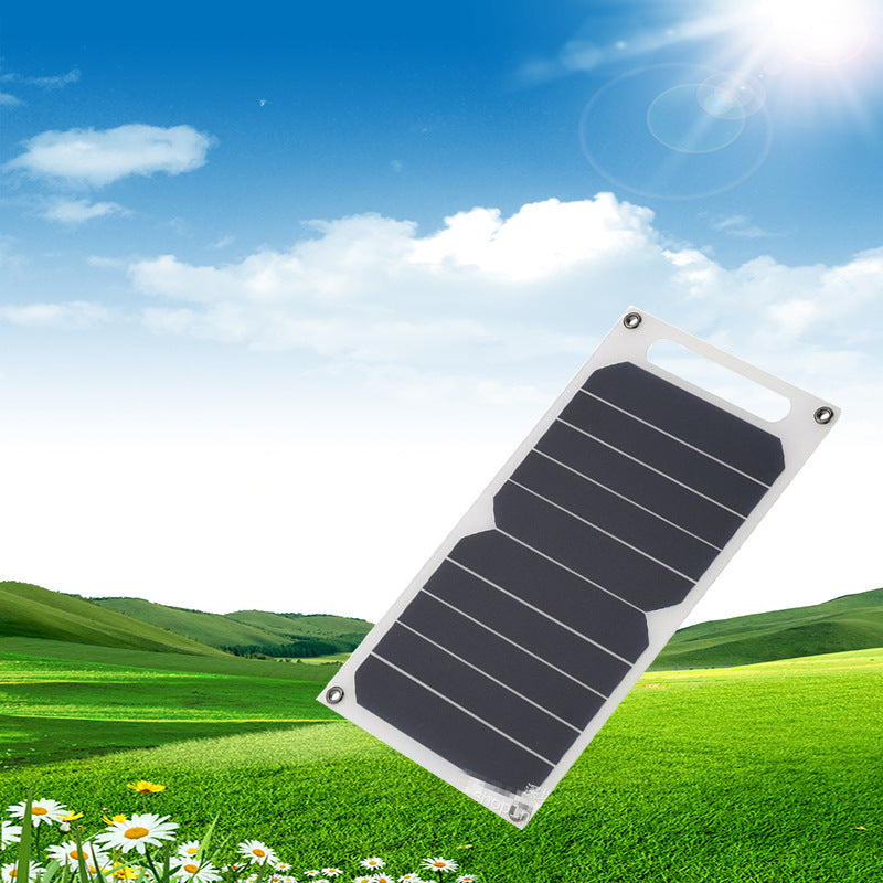 Ultra-Thin Listed Solar Charger Is Practical
