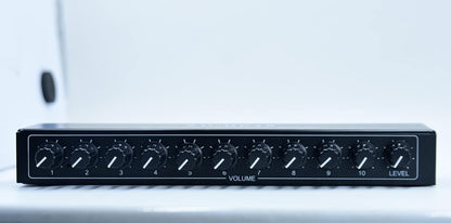 SoundHub Pro: 10-Channel Headphone Amplifier