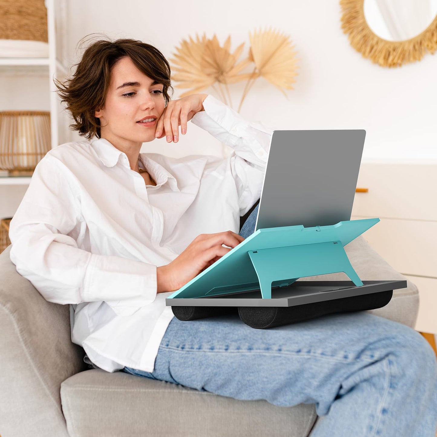 HUANUO FlexiStand: 8-Angle Laptop Comfort Desk