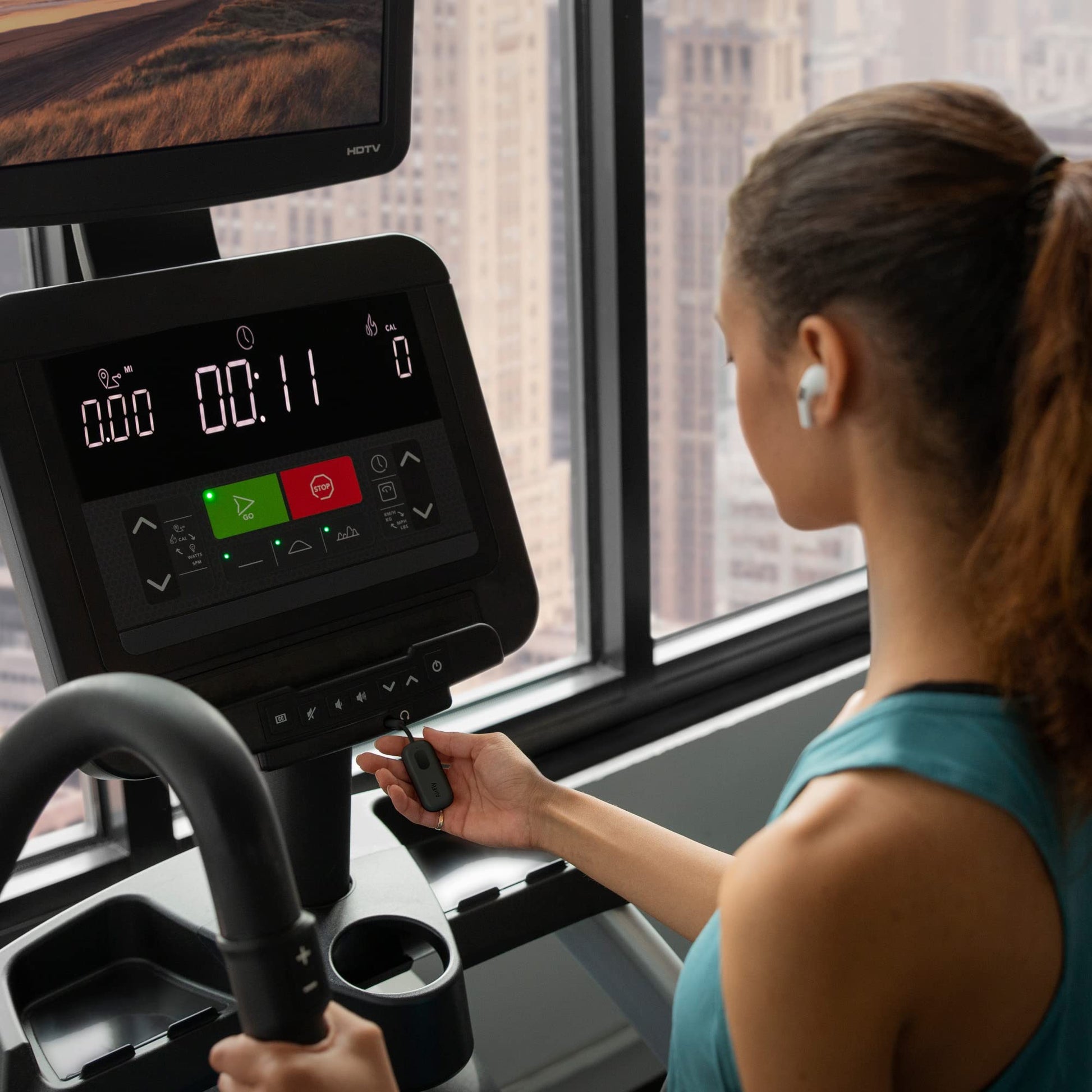 Twelve South AirFly SE | Bluetooth Wireless Audio Transmitter Adapter for AirPods/Headphones, 20+ Hr Battery, Works with 3.5mm aux Jacks on Airplanes, TVs, Gym Equipment, and Travel - Small Enterprise