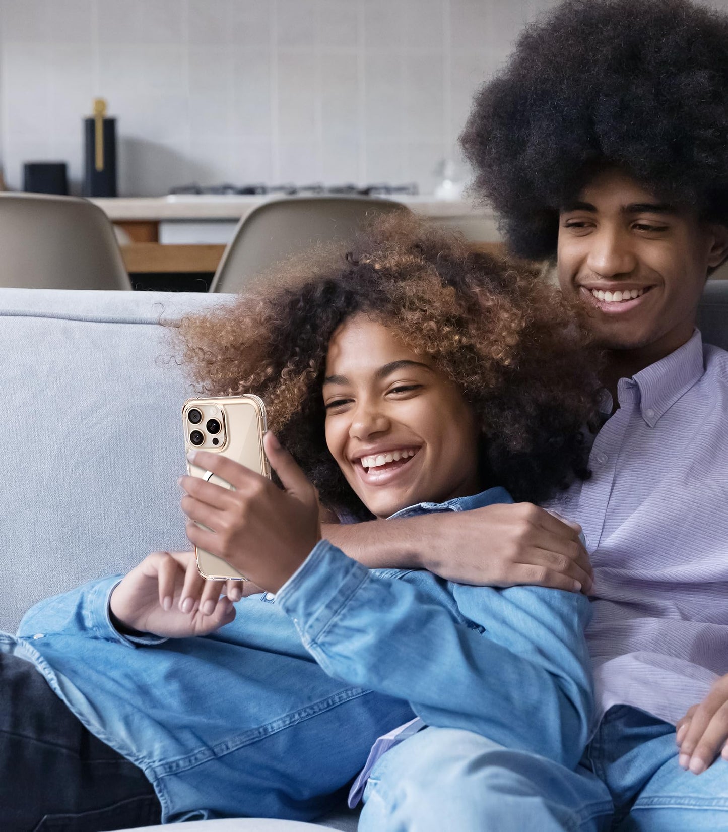 CrystalGuard i16: Clear, Tough, Anti-Yellowing Case