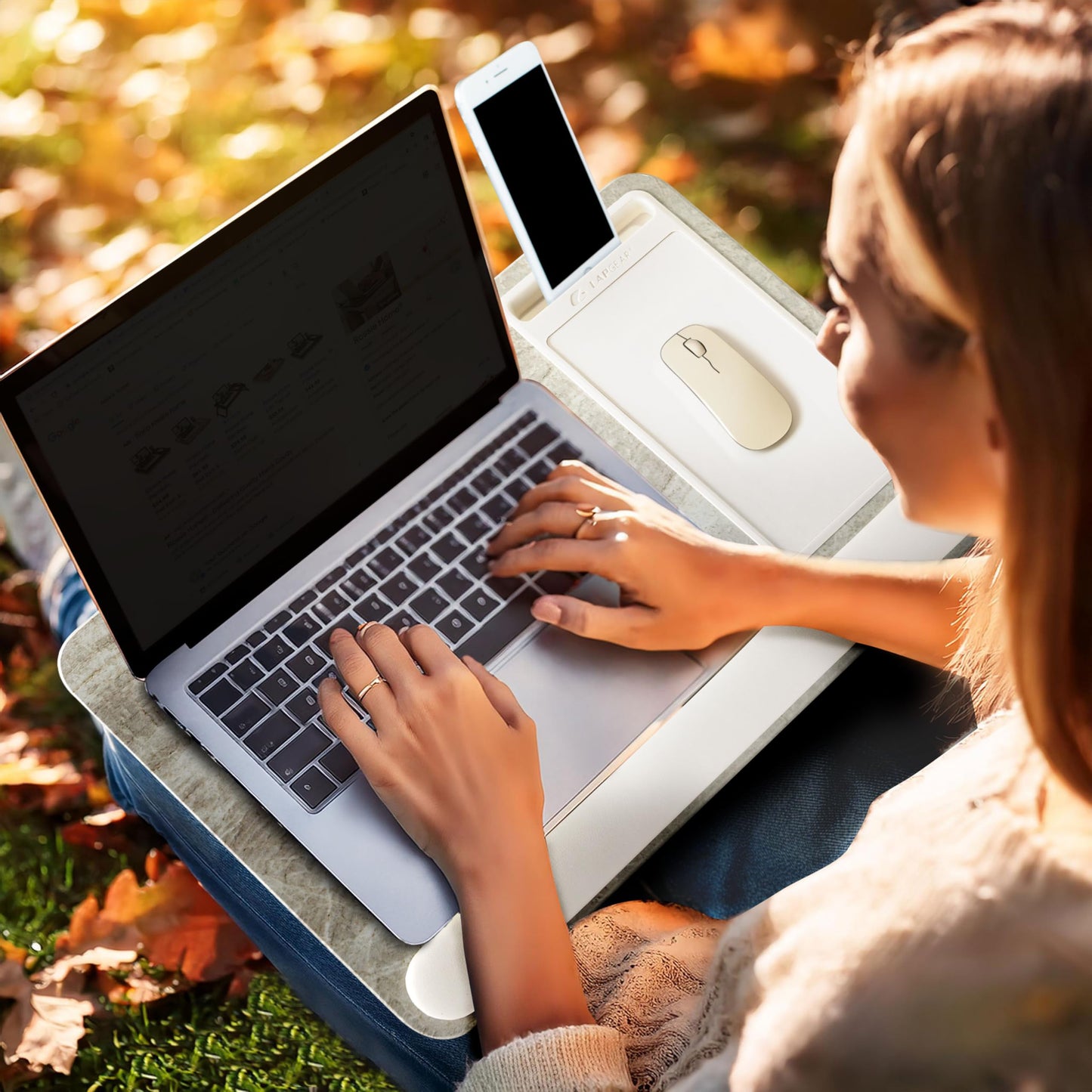 PinkComfort Lap Desk: Device Ledge & Phone Holder