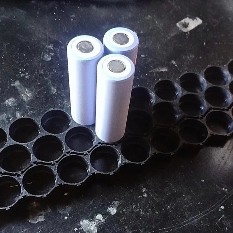 10pcs 21700 Lithium Battery Packs DIY Misalignment Fixed Bracket Assembly Holder Cells Pack Splicable Modular Support Flat Head
